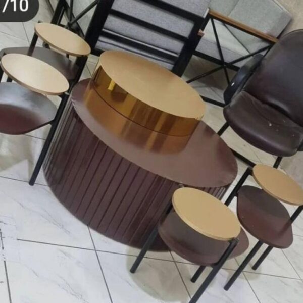 طلب طاولة